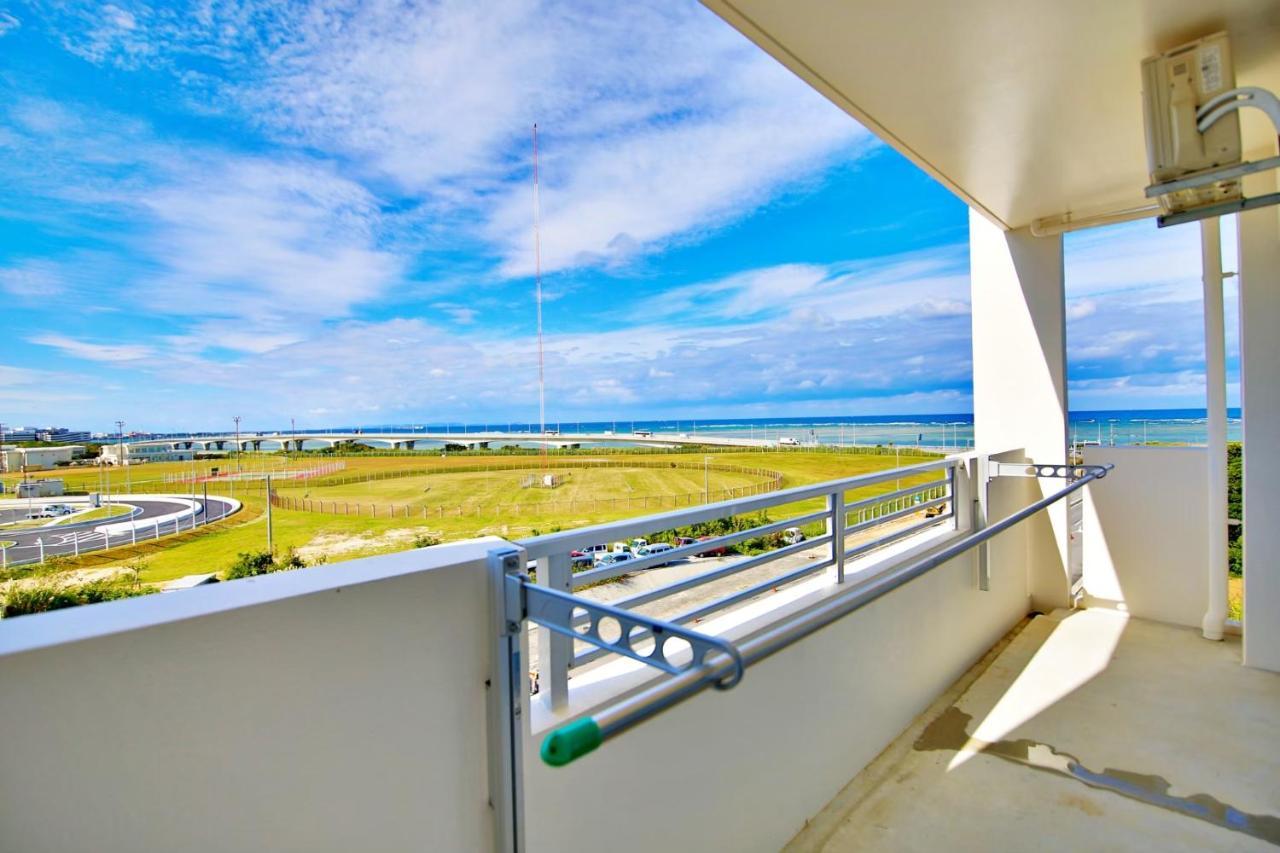Vent Du Vent401 Apartment Urasoe Екстериор снимка